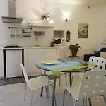 Nyaraló Irene